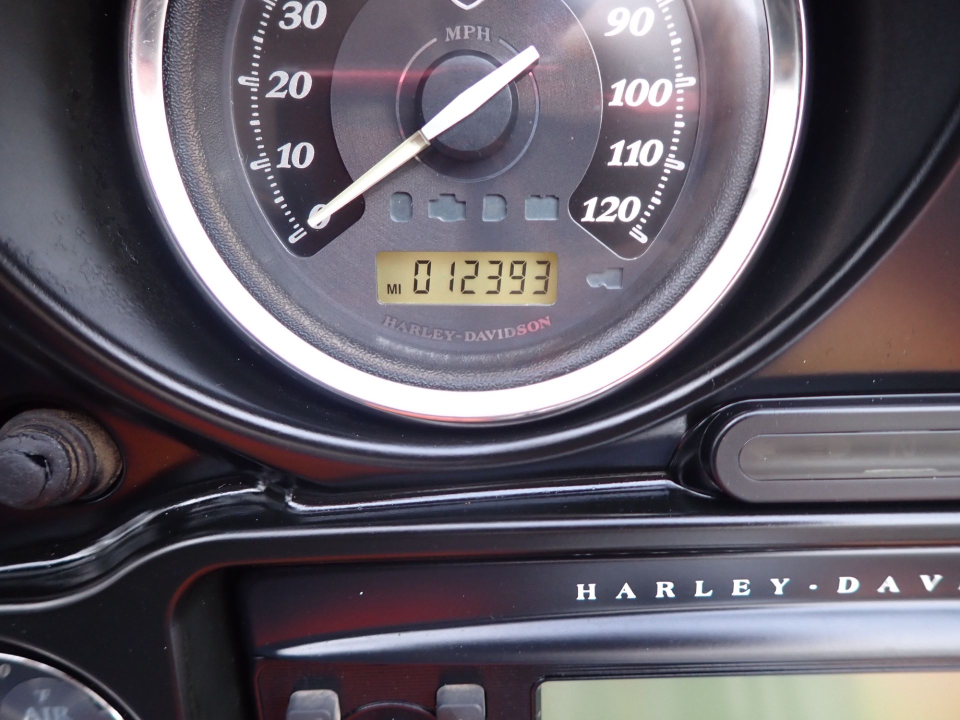 2012 Harley-Davidson Electra Glide® Ultra Limited in Massillon, Ohio - Photo 8