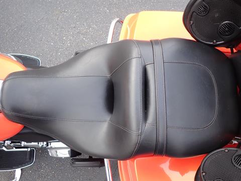 2012 Harley-Davidson Electra Glide® Ultra Limited in Massillon, Ohio - Photo 10