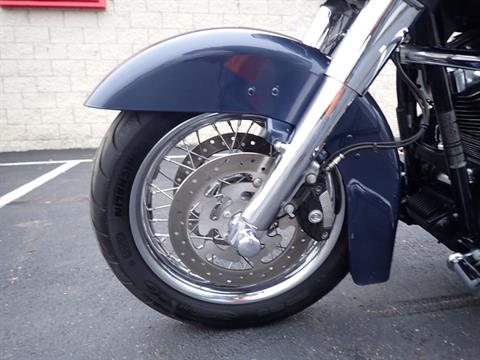 2009 Harley-Davidson Street Glide® in Massillon, Ohio - Photo 12