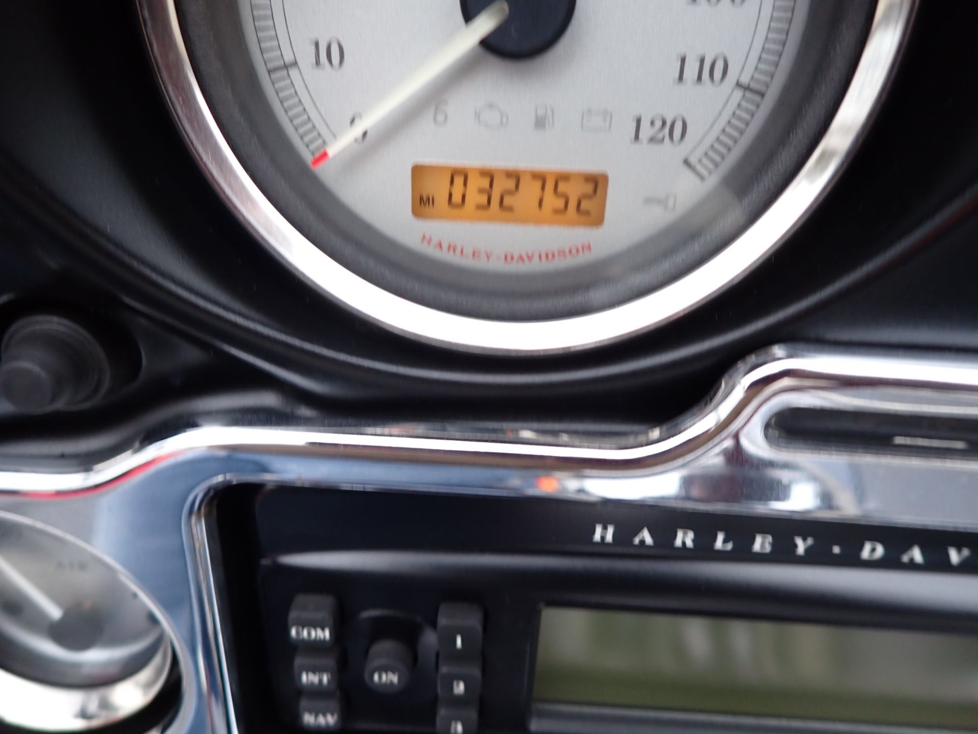 2009 Harley-Davidson Street Glide® in Massillon, Ohio - Photo 15