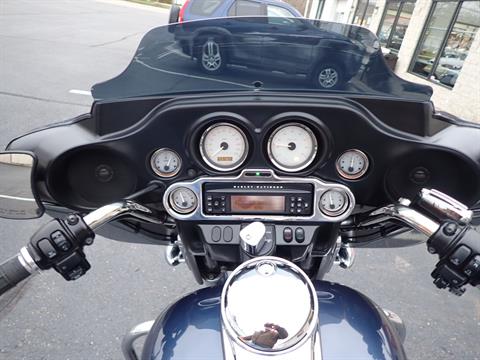 2009 Harley-Davidson Street Glide® in Massillon, Ohio - Photo 16