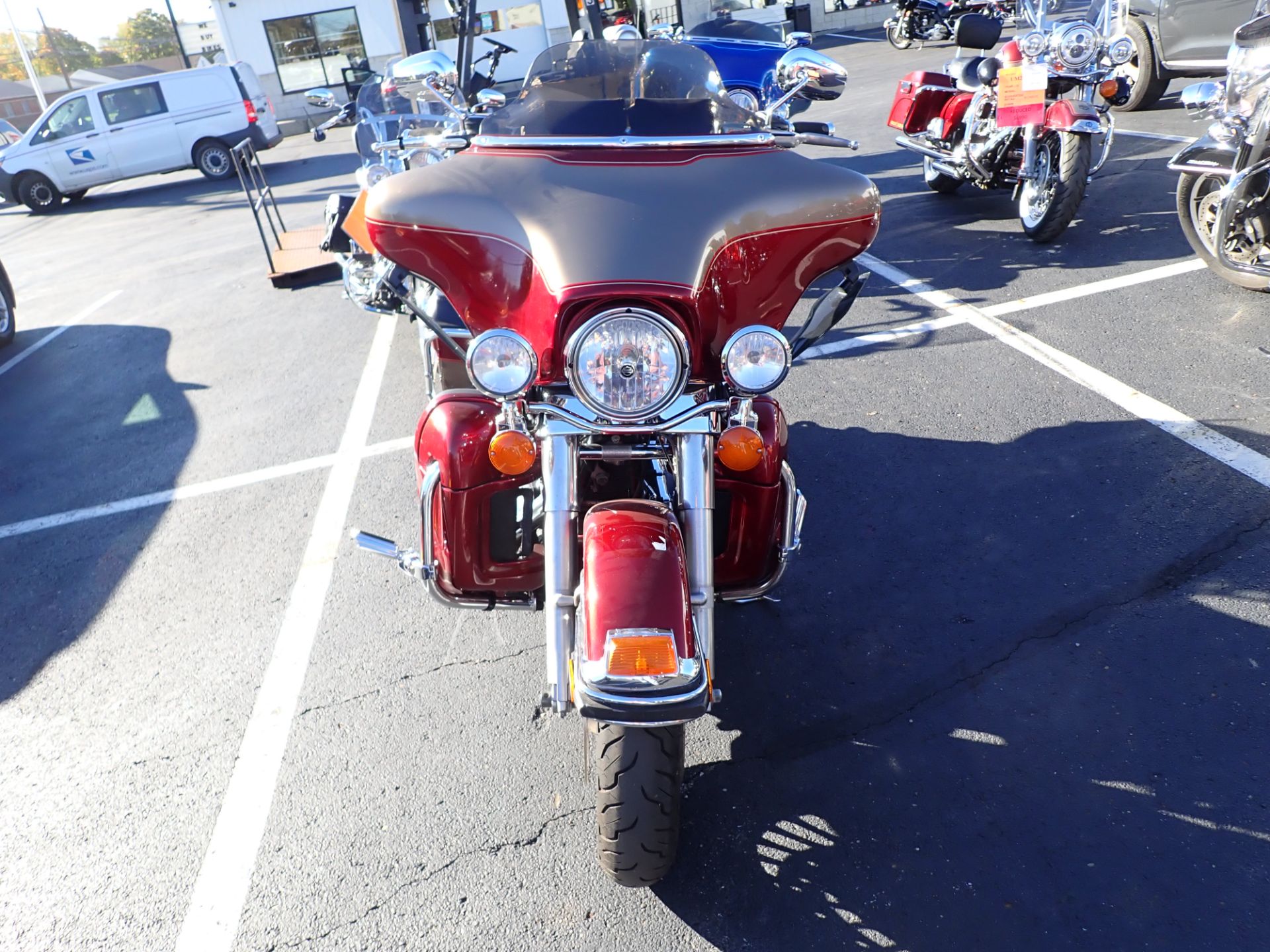 2009 Harley-Davidson Ultra Classic® Electra Glide® in Massillon, Ohio - Photo 4