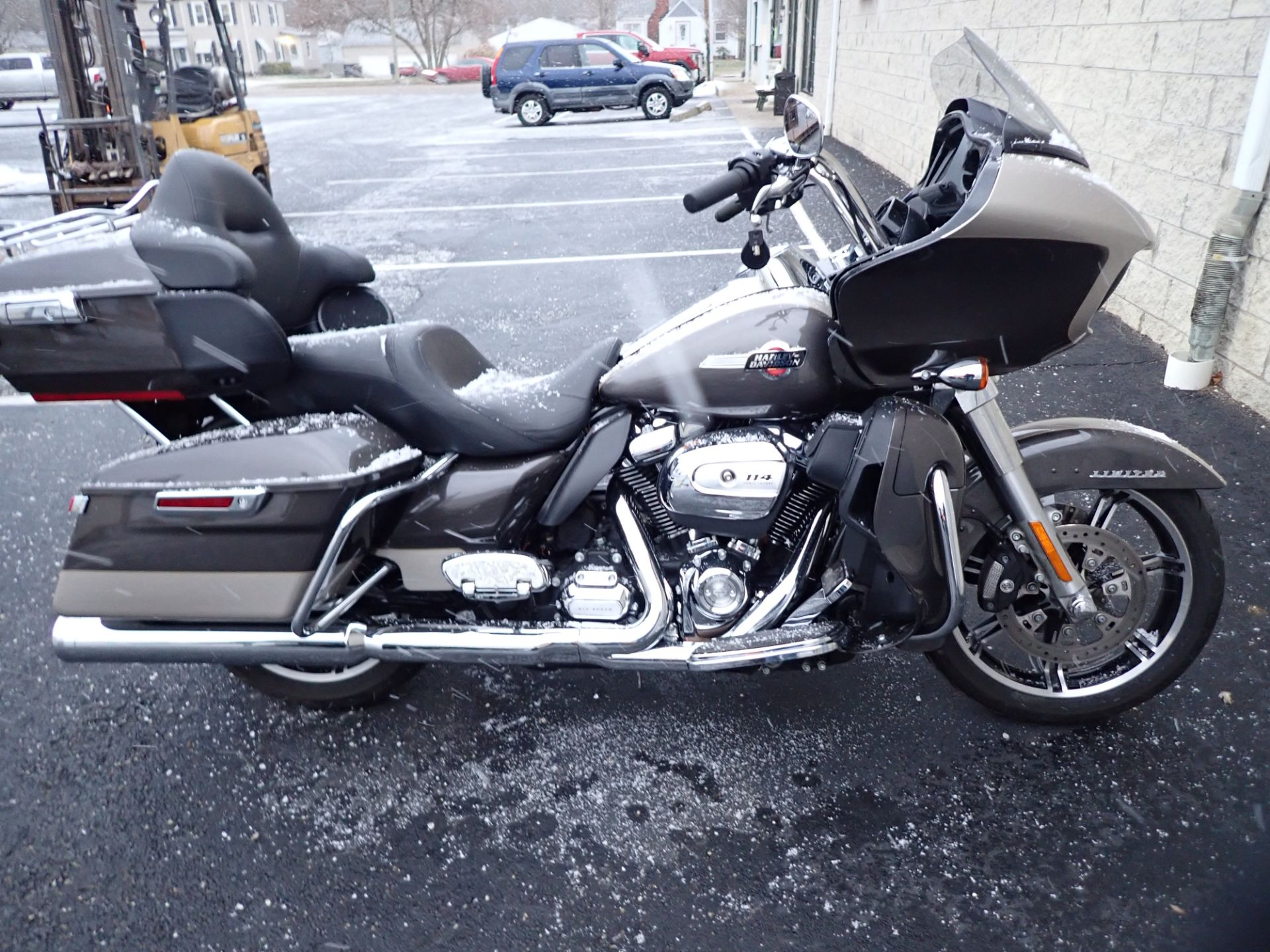 2023 Harley-Davidson Road Glide® Limited in Massillon, Ohio - Photo 1