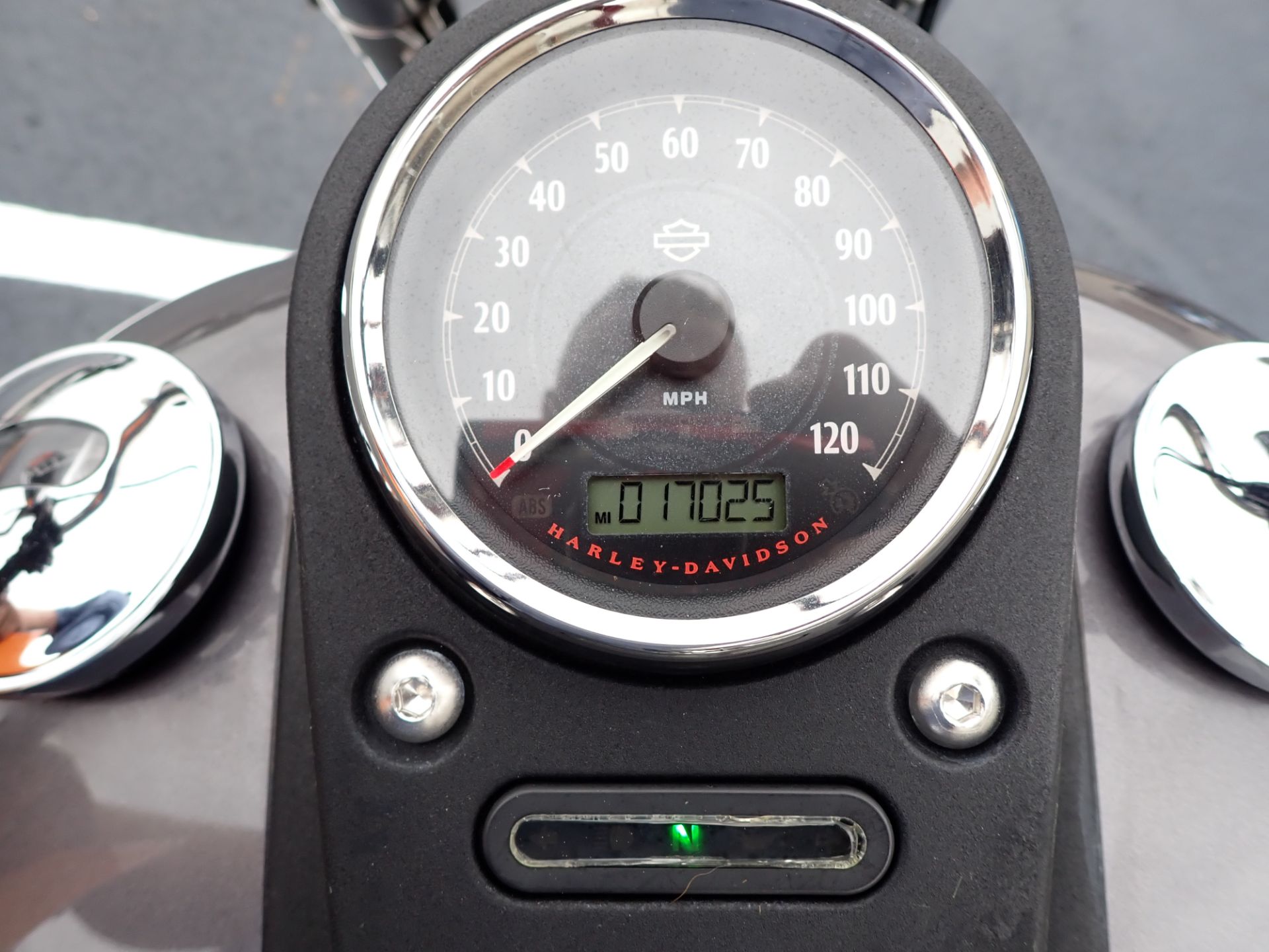 2016 Harley-Davidson Street Bob® in Massillon, Ohio - Photo 8