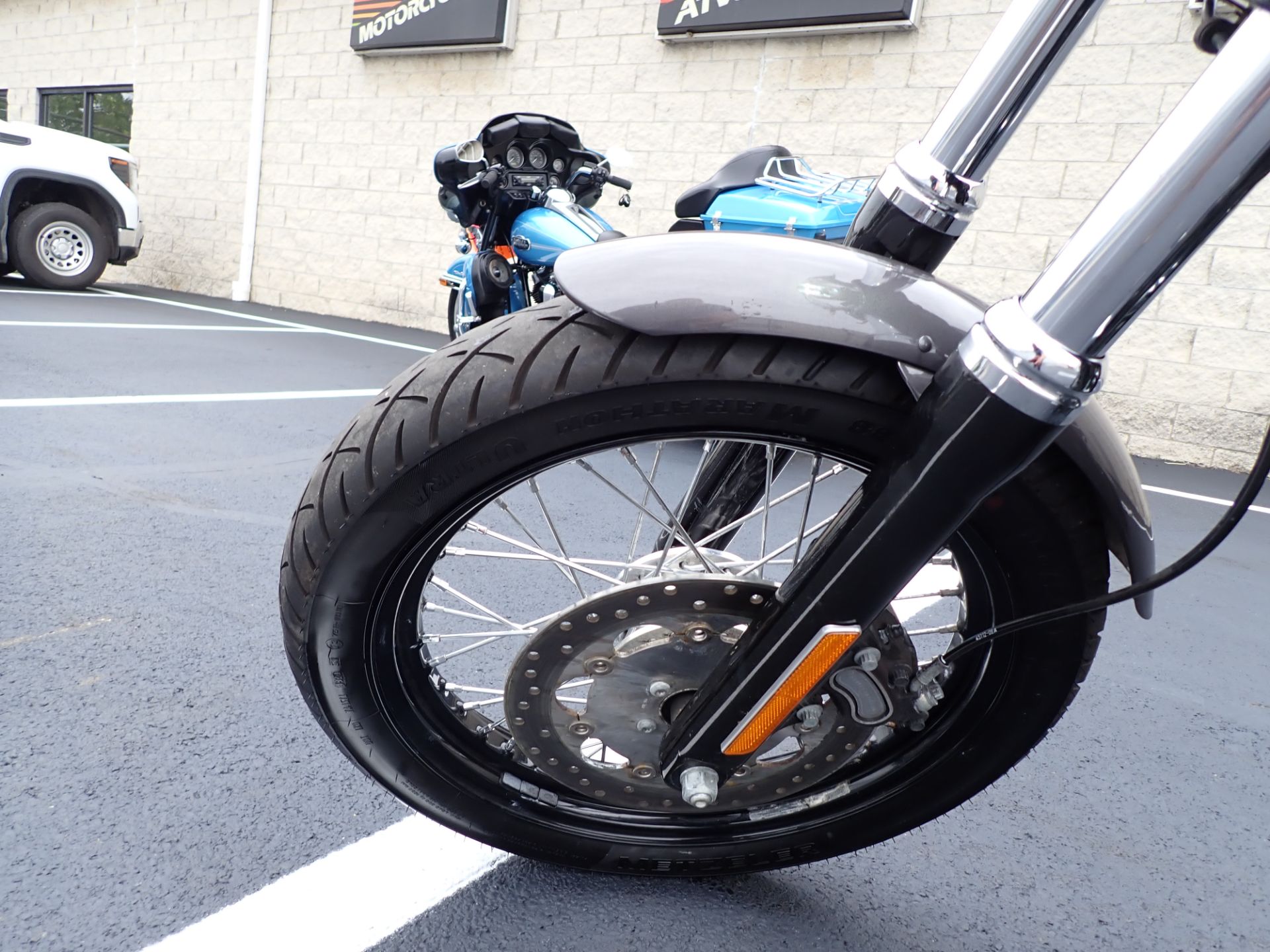 2016 Harley-Davidson Street Bob® in Massillon, Ohio - Photo 13
