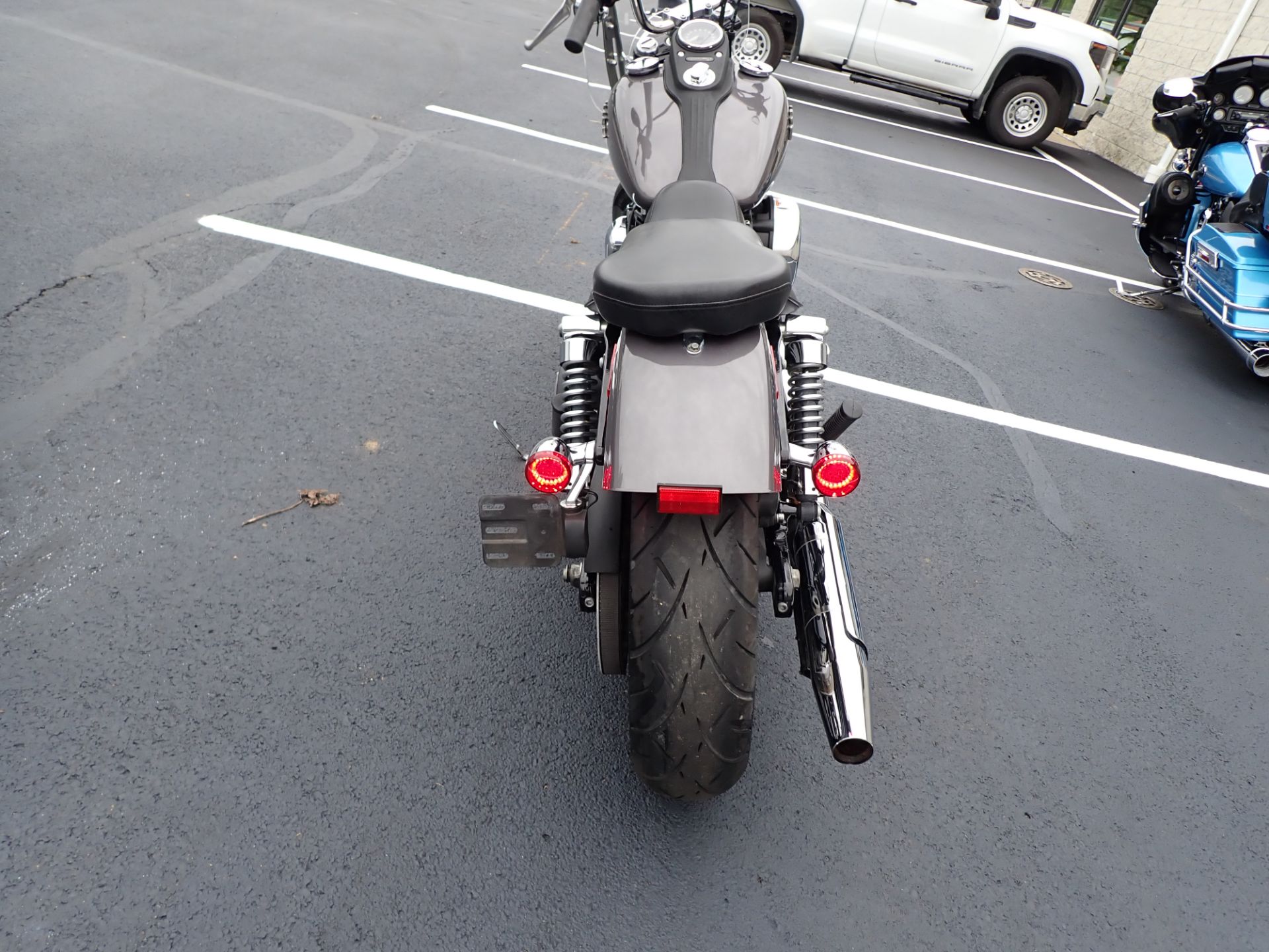 2016 Harley-Davidson Street Bob® in Massillon, Ohio - Photo 17