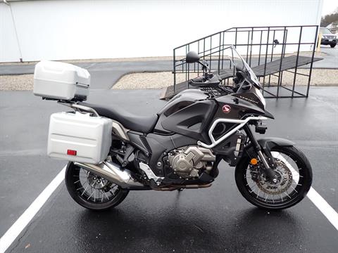 2016 Honda VFR1200X in Massillon, Ohio