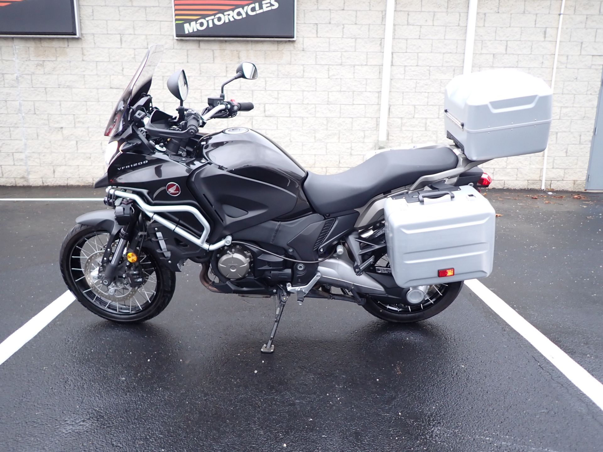 2016 Honda VFR1200X in Massillon, Ohio - Photo 13
