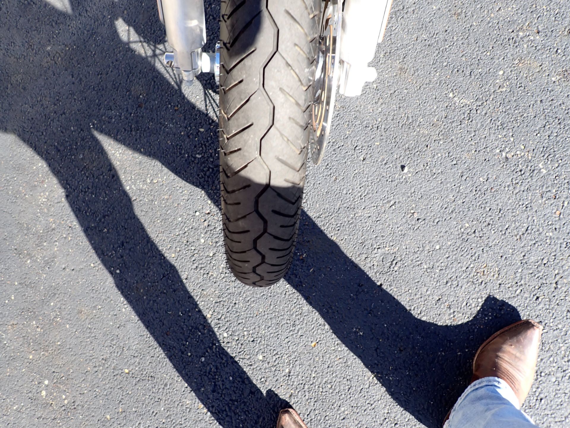 2005 Harley-Davidson FXDWG/FXDWGI Dyna Wide Glide® in Massillon, Ohio - Photo 13