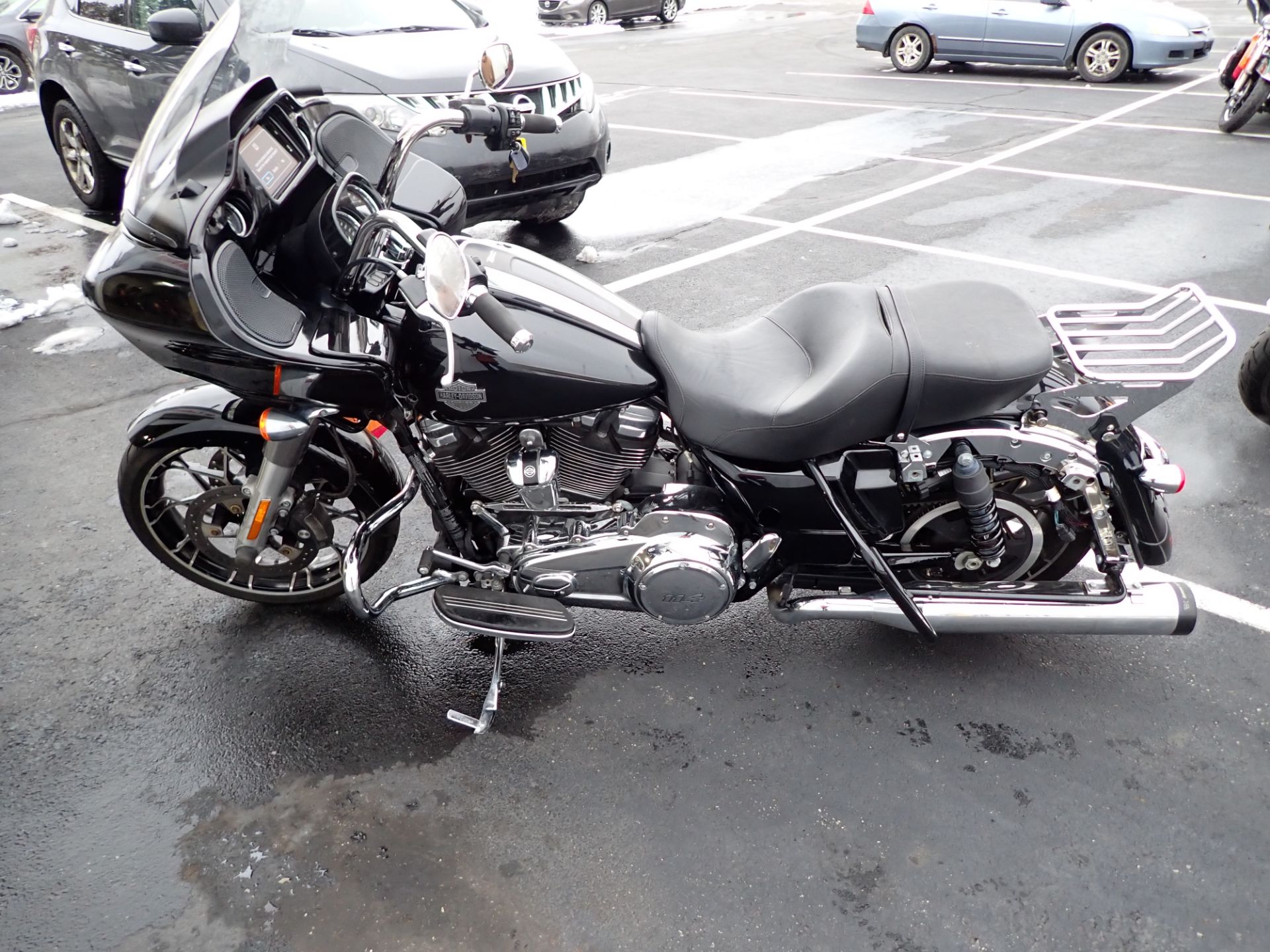 2022 Harley-Davidson Road Glide® Special in Massillon, Ohio - Photo 2