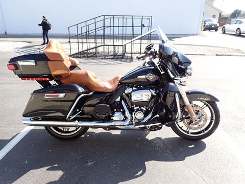 2023 Harley-Davidson Ultra Limited in Massillon, Ohio