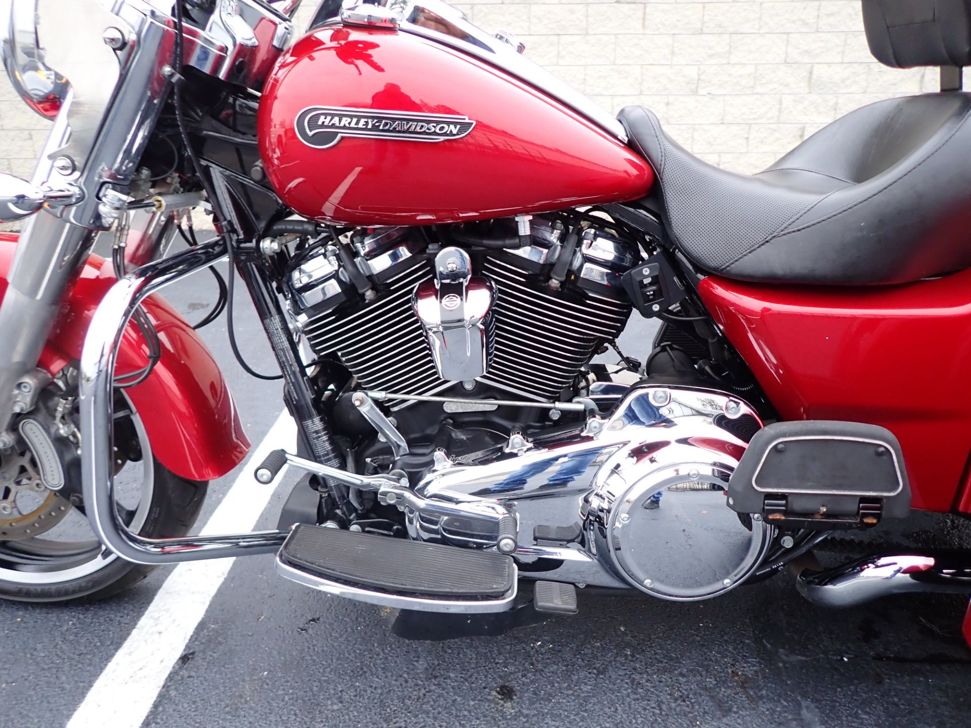 2018 Harley-Davidson Freewheeler® in Massillon, Ohio - Photo 16