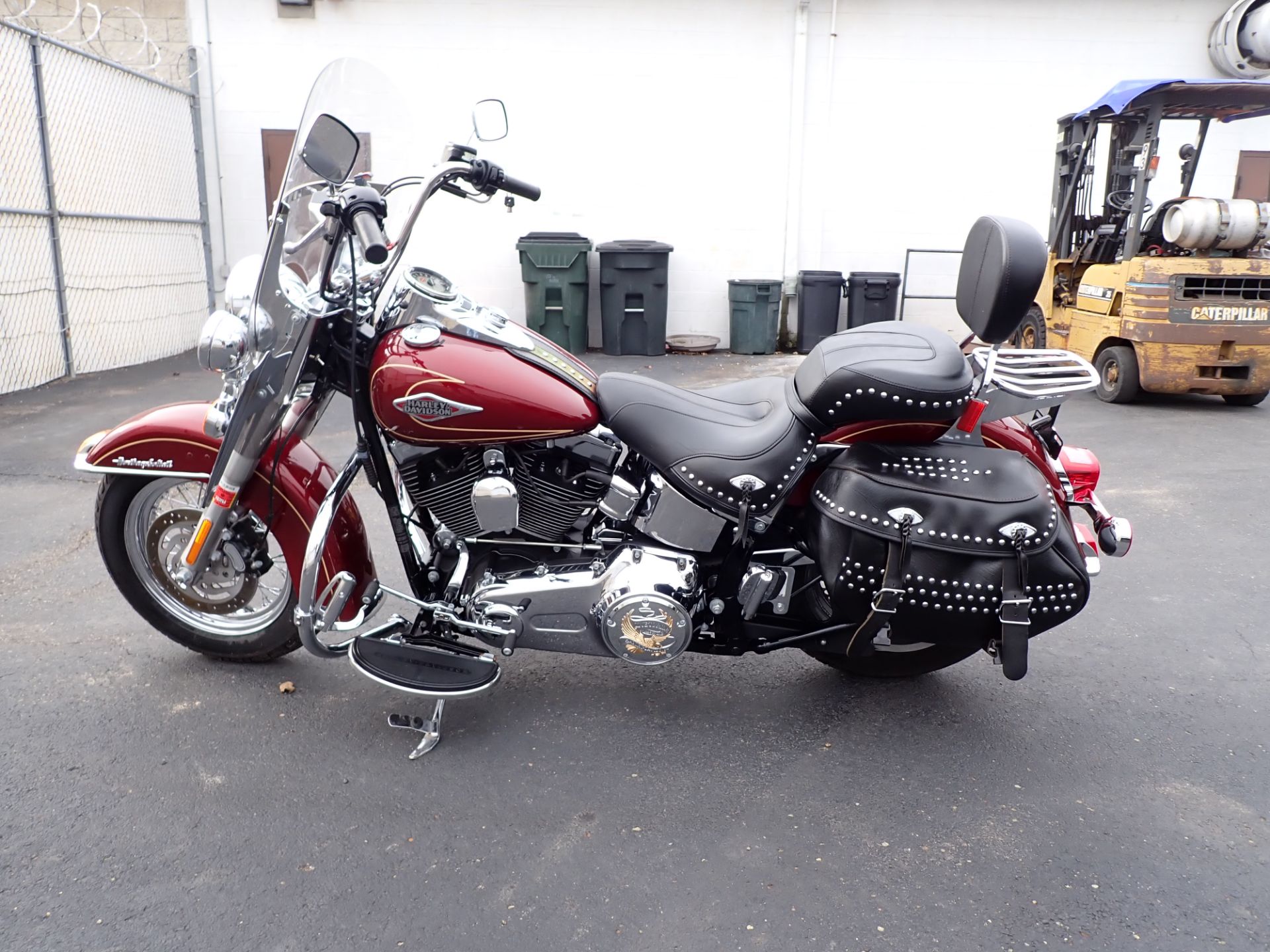 2010 Harley-Davidson Heritage Softail® Classic in Massillon, Ohio - Photo 6