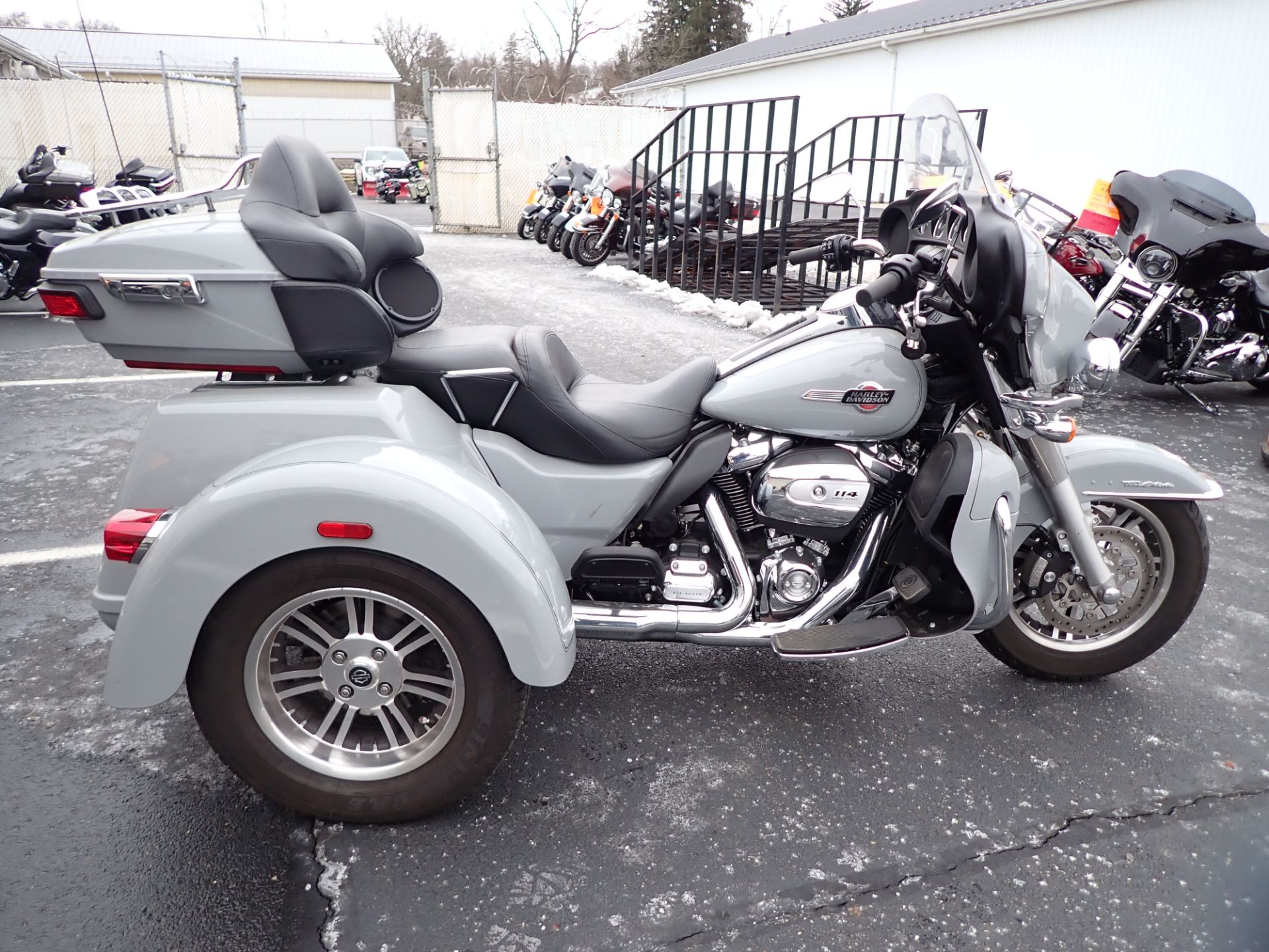 2024 Harley-Davidson Tri Glide® Ultra in Massillon, Ohio - Photo 1