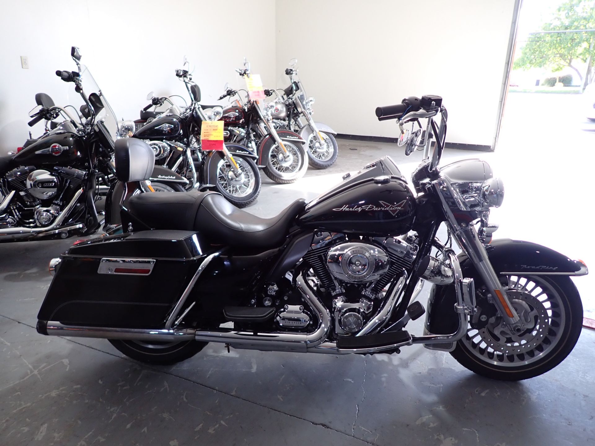 2010 Harley-Davidson Road King® in Massillon, Ohio - Photo 1