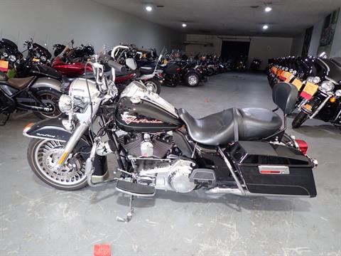 2010 Harley-Davidson Road King® in Massillon, Ohio - Photo 3
