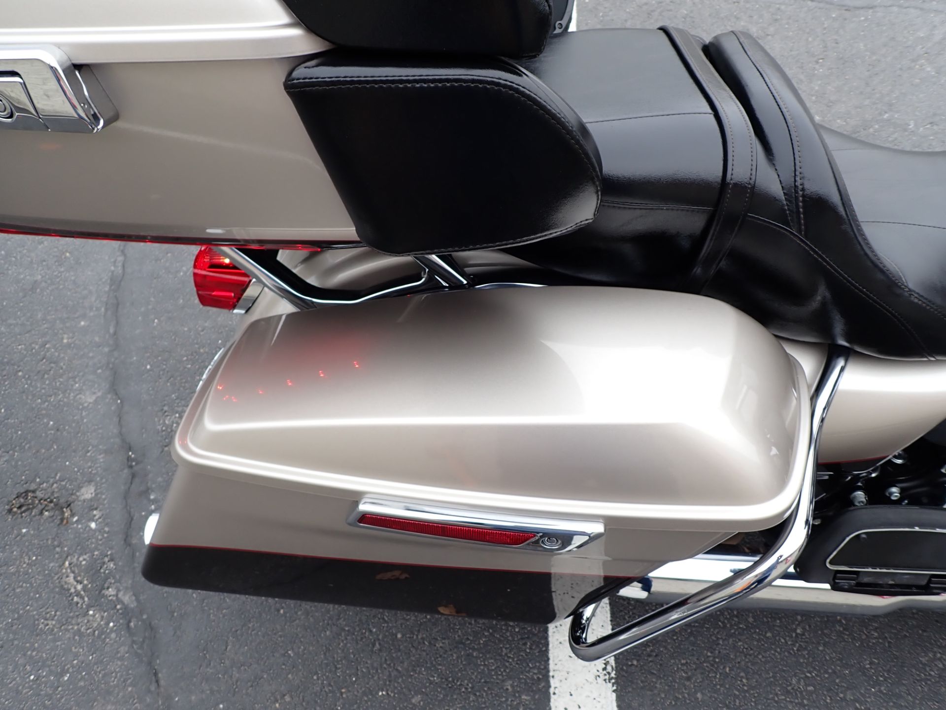 2018 Harley-Davidson Ultra Limited in Massillon, Ohio - Photo 9