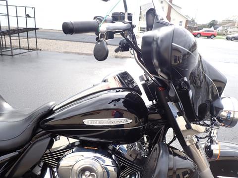 2011 Harley-Davidson Electra Glide® Ultra Limited in Massillon, Ohio - Photo 4