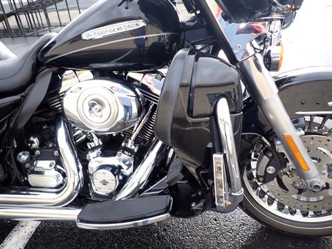 2011 Harley-Davidson Electra Glide® Ultra Limited in Massillon, Ohio - Photo 5