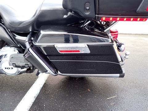 2011 Harley-Davidson Electra Glide® Ultra Limited in Massillon, Ohio - Photo 23