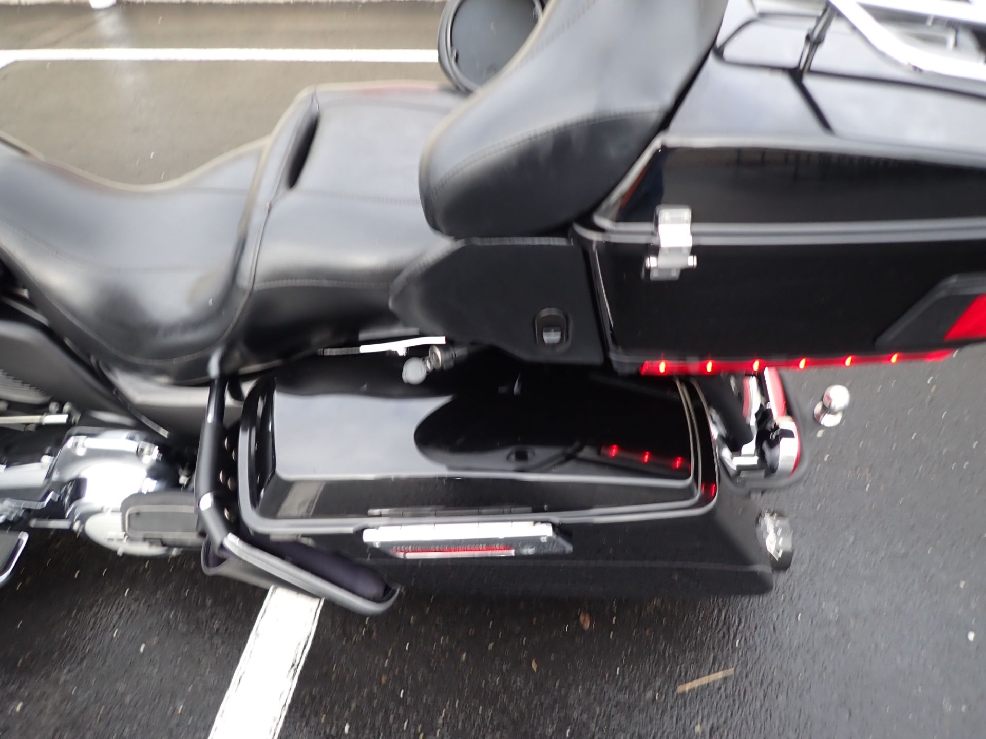 2011 Harley-Davidson Electra Glide® Ultra Limited in Massillon, Ohio - Photo 24