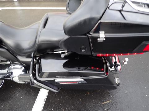 2011 Harley-Davidson Electra Glide® Ultra Limited in Massillon, Ohio - Photo 24