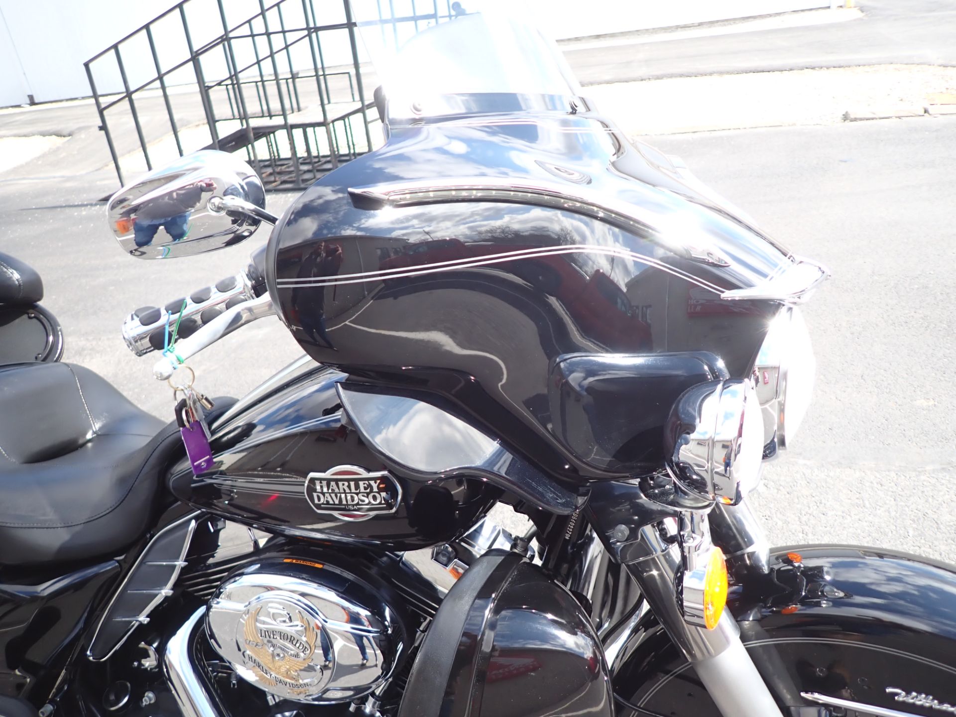 2013 Harley-Davidson Ultra Classic® Electra Glide® in Massillon, Ohio - Photo 3