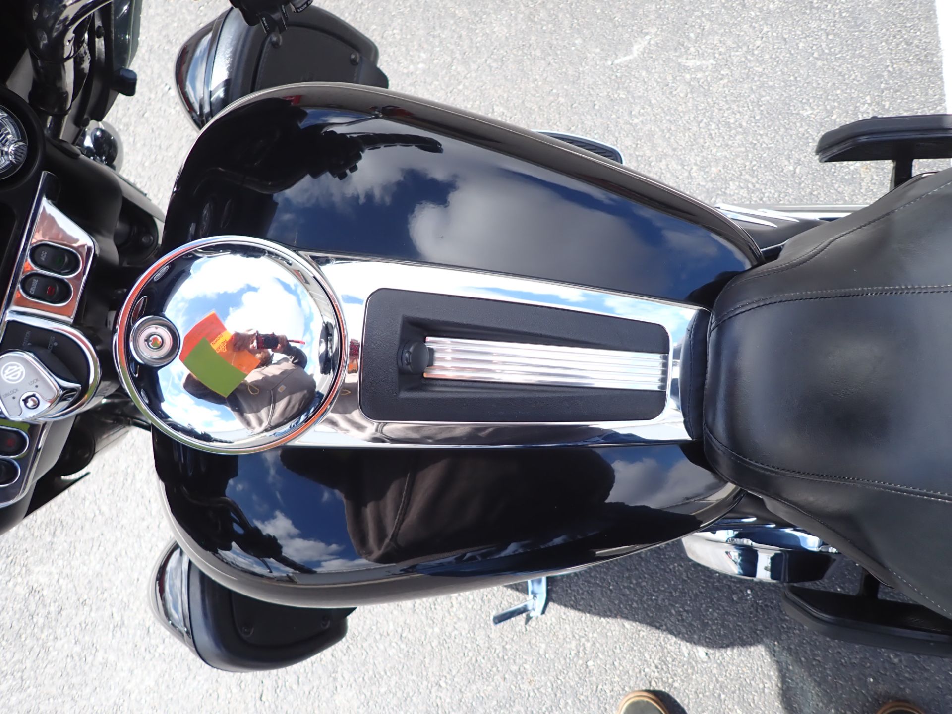 2013 Harley-Davidson Ultra Classic® Electra Glide® in Massillon, Ohio - Photo 14