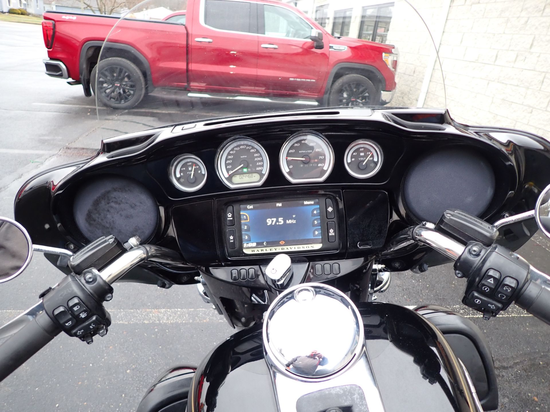 2018 Harley-Davidson Ultra Limited in Massillon, Ohio - Photo 10