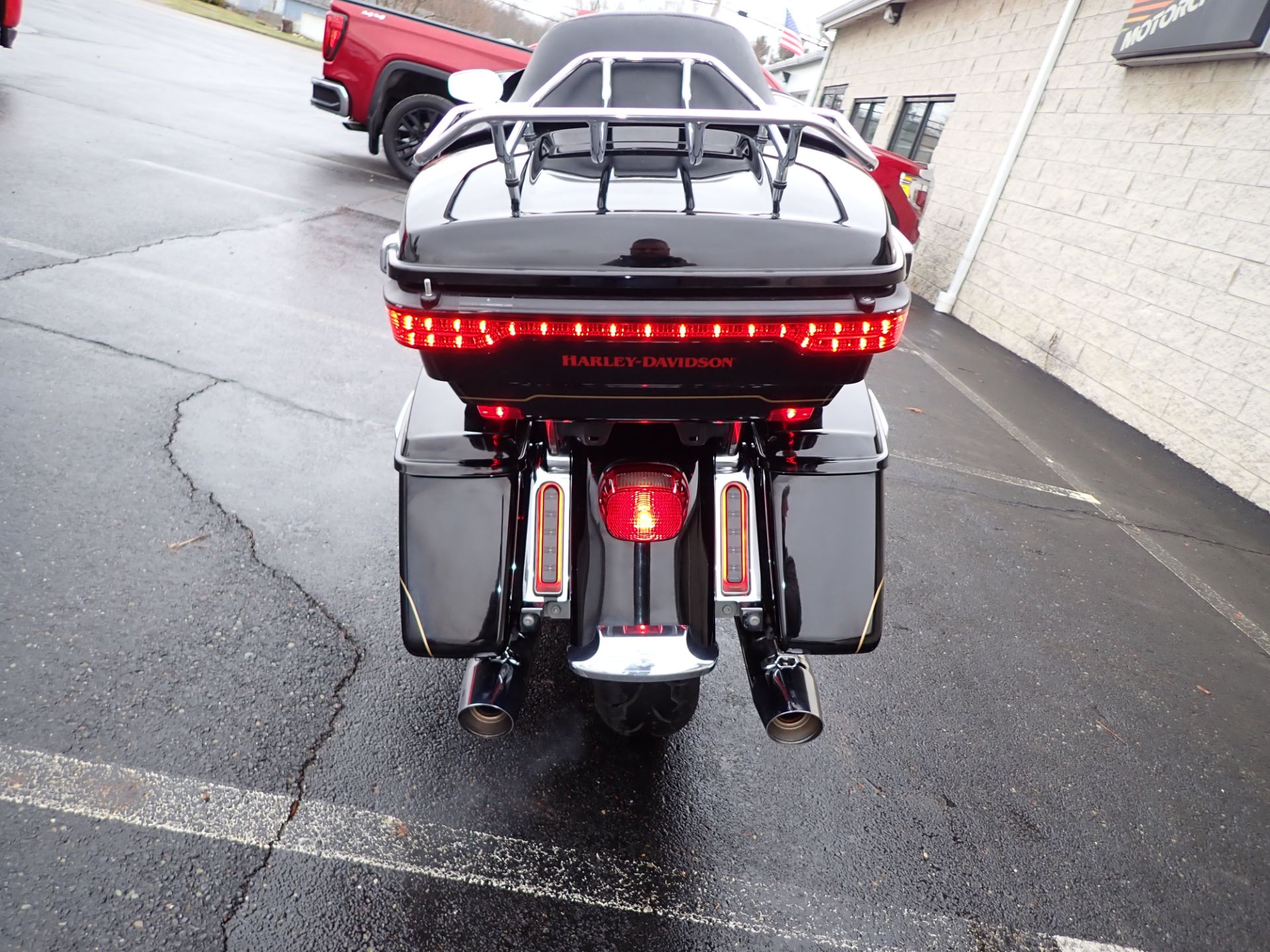 2018 Harley-Davidson Ultra Limited in Massillon, Ohio - Photo 19