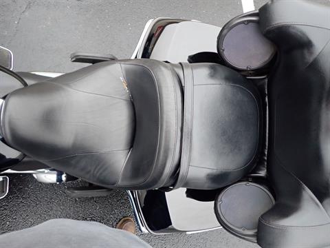 2018 Harley-Davidson Ultra Limited in Massillon, Ohio - Photo 12