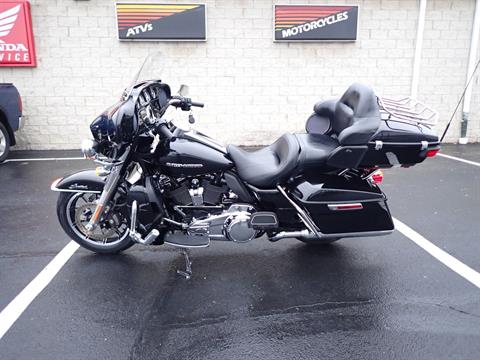 2018 Harley-Davidson Ultra Limited in Massillon, Ohio - Photo 13