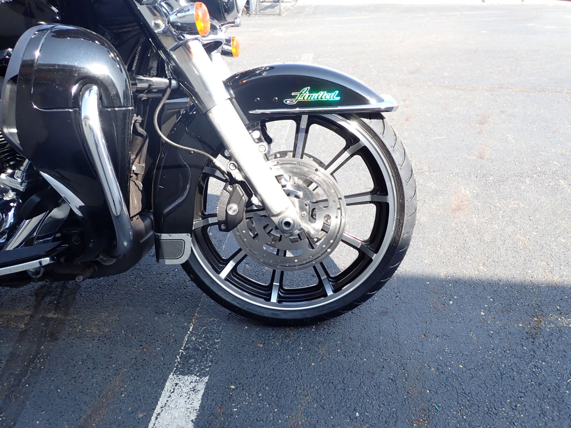 2018 Harley-Davidson Ultra Limited in Massillon, Ohio - Photo 2