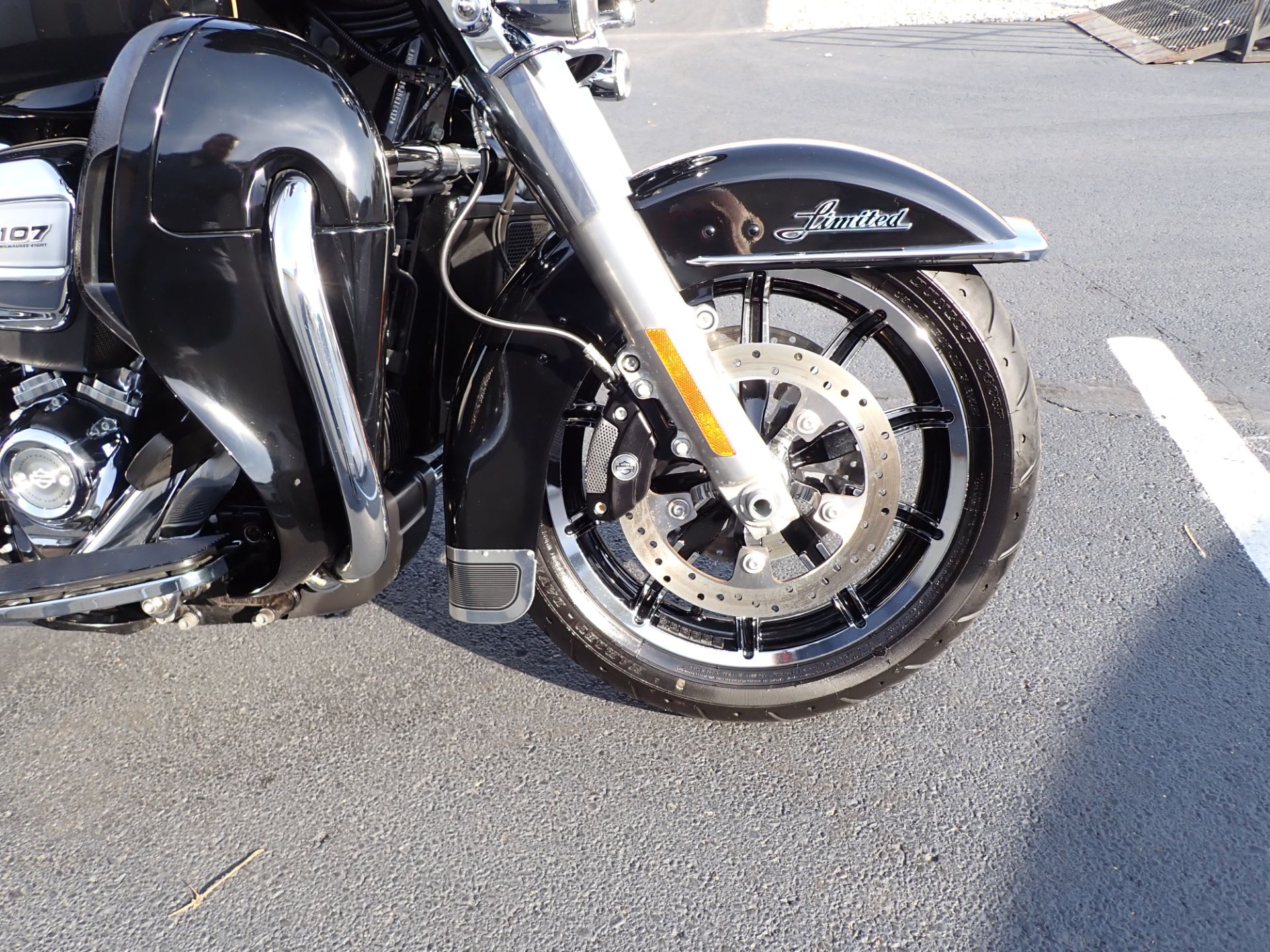 2018 Harley-Davidson Ultra Limited in Massillon, Ohio - Photo 2