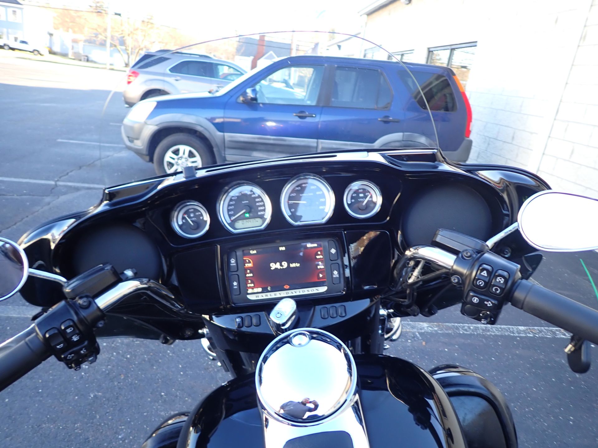 2018 Harley-Davidson Ultra Limited in Massillon, Ohio - Photo 10