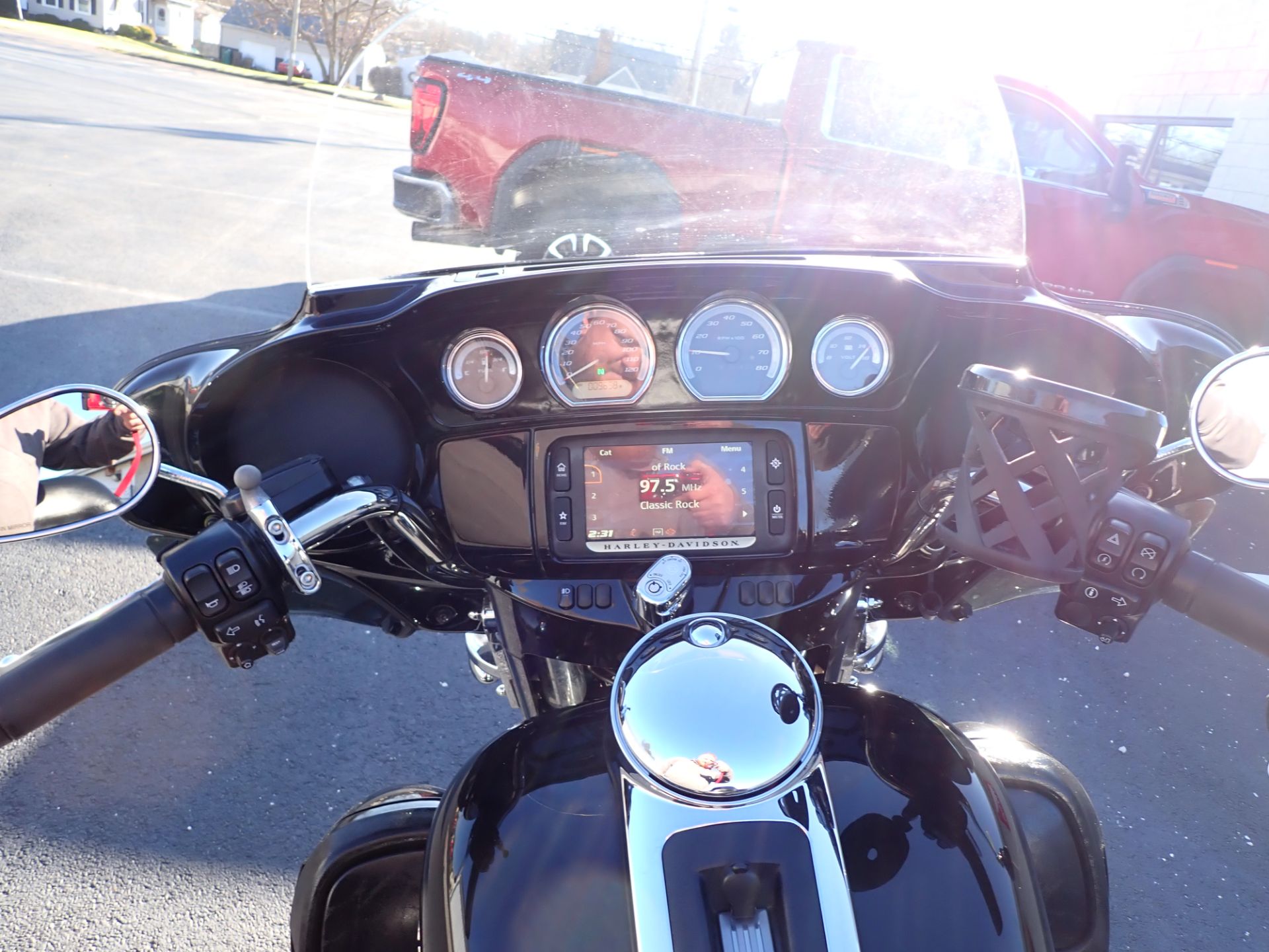 2018 Harley-Davidson Ultra Limited in Massillon, Ohio - Photo 10