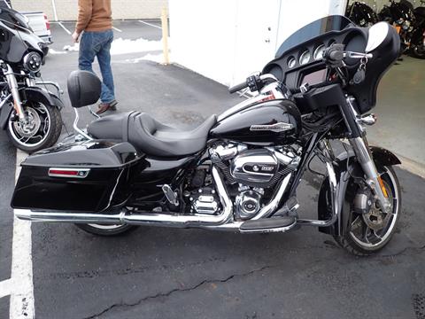 2023 Harley-Davidson Street Glide® in Massillon, Ohio