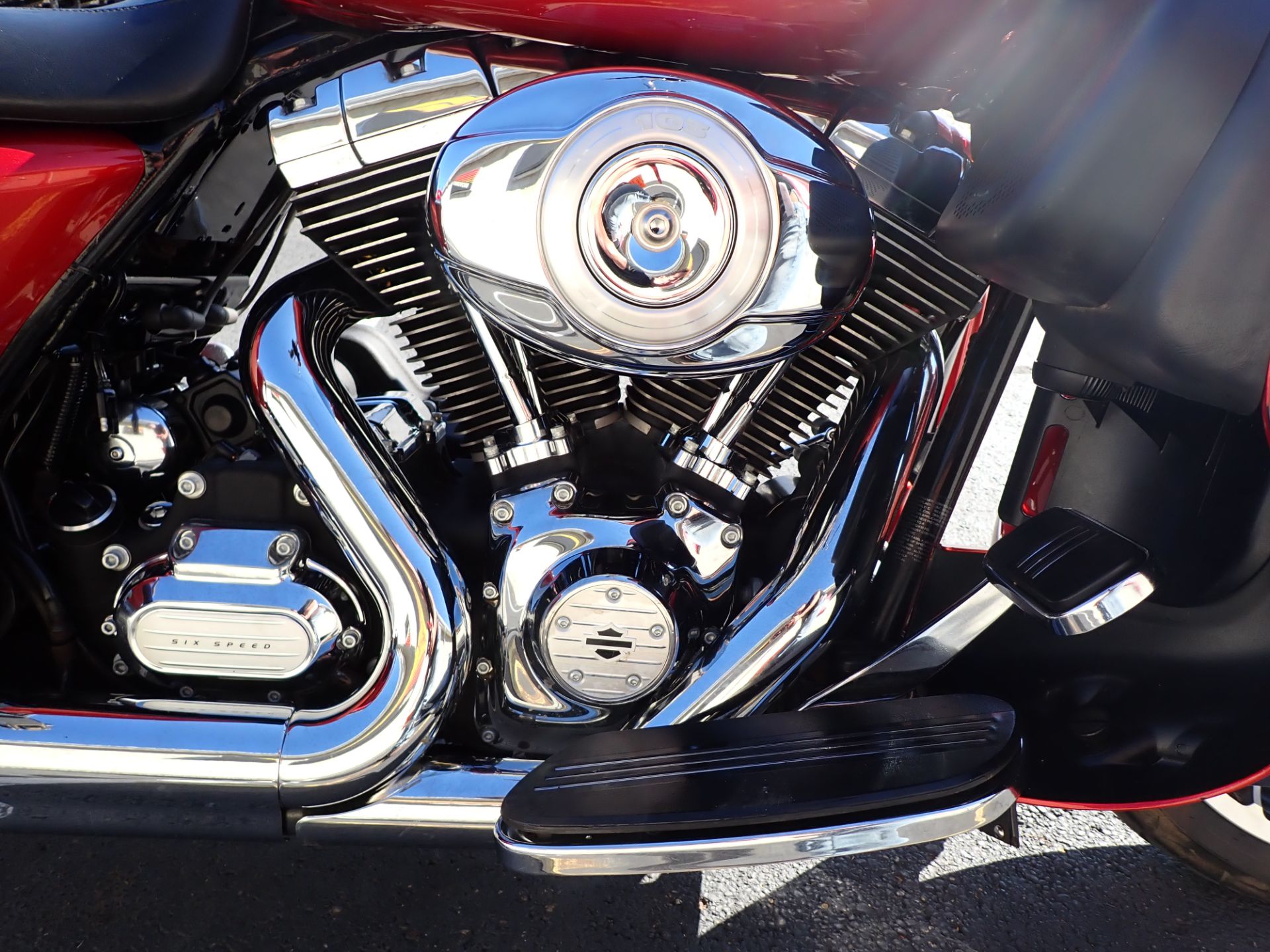 2013 Harley-Davidson Road Glide® Custom in Massillon, Ohio - Photo 5