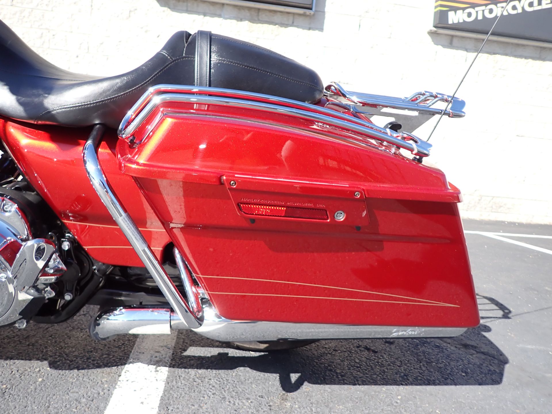 2013 Harley-Davidson Road Glide® Custom in Massillon, Ohio - Photo 9