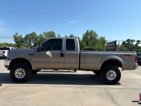 2004 Ford F-250 XL 4x4 SuperCab SWB's photo
