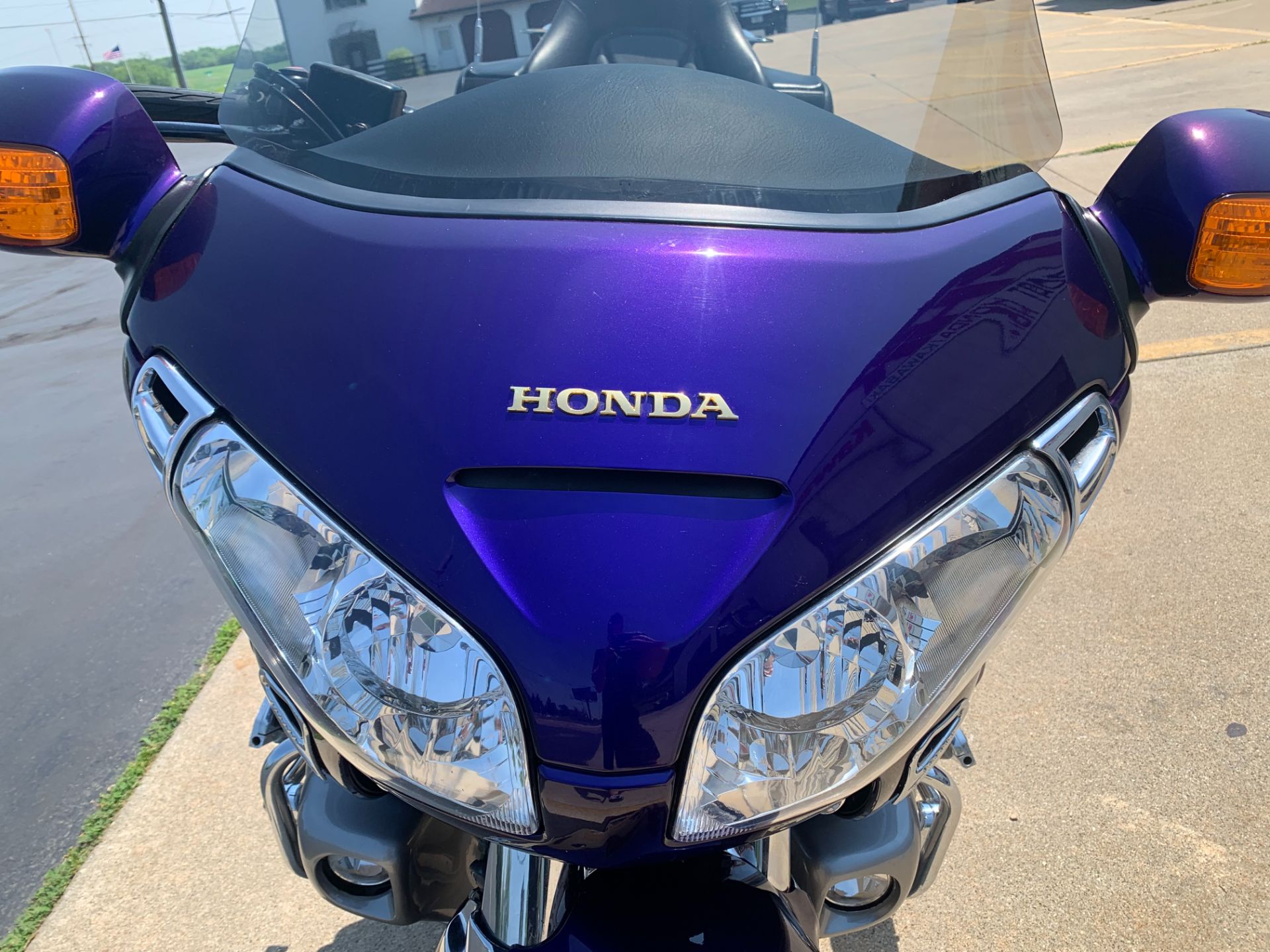 2003 Honda GOLDWING GL1800 in Freeport, Illinois - Photo 6
