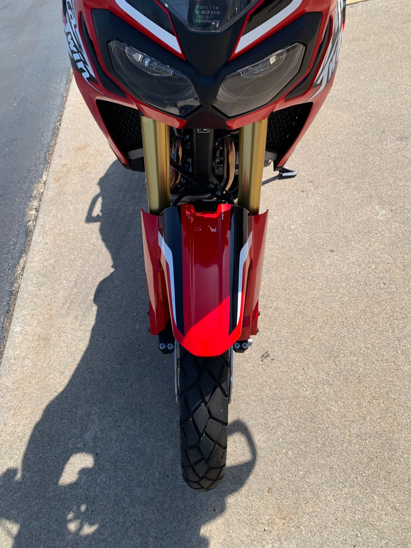 2017 Honda AFRICA TWIN DCT in Freeport, Illinois - Photo 4