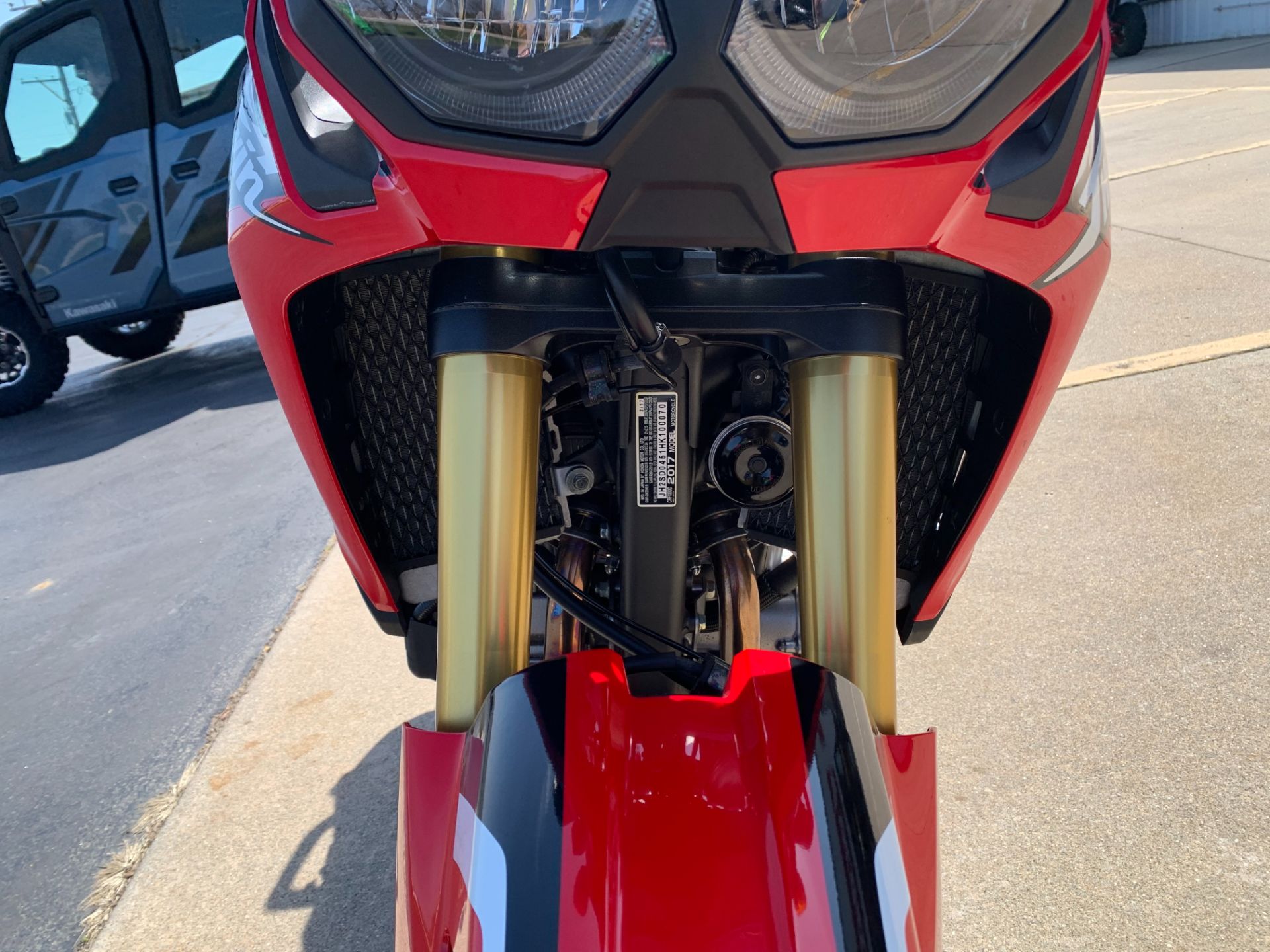 2017 Honda AFRICA TWIN DCT in Freeport, Illinois - Photo 6