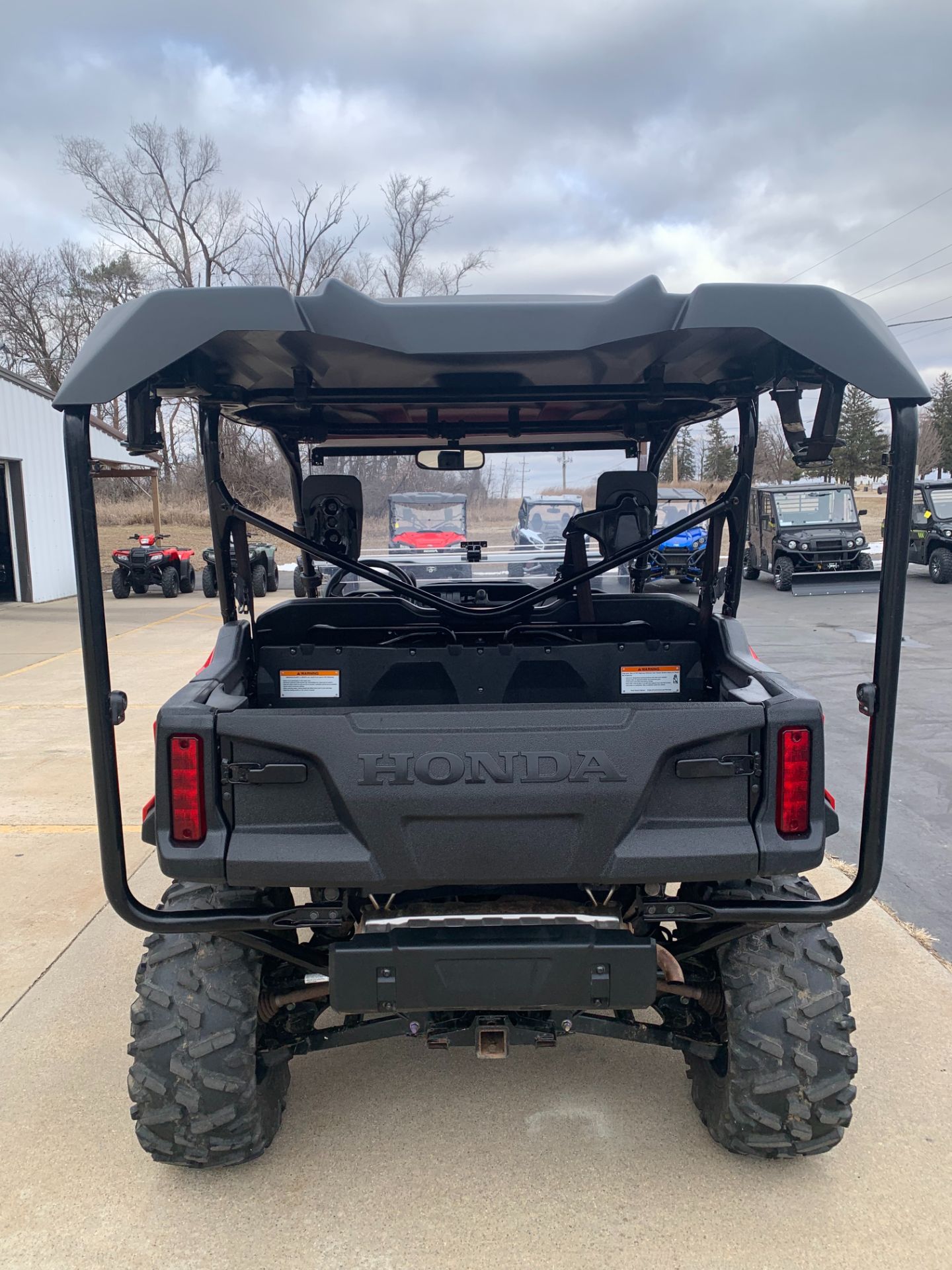 2016 Honda PIONEER 1000-5 DELUXE in Freeport, Illinois - Photo 6