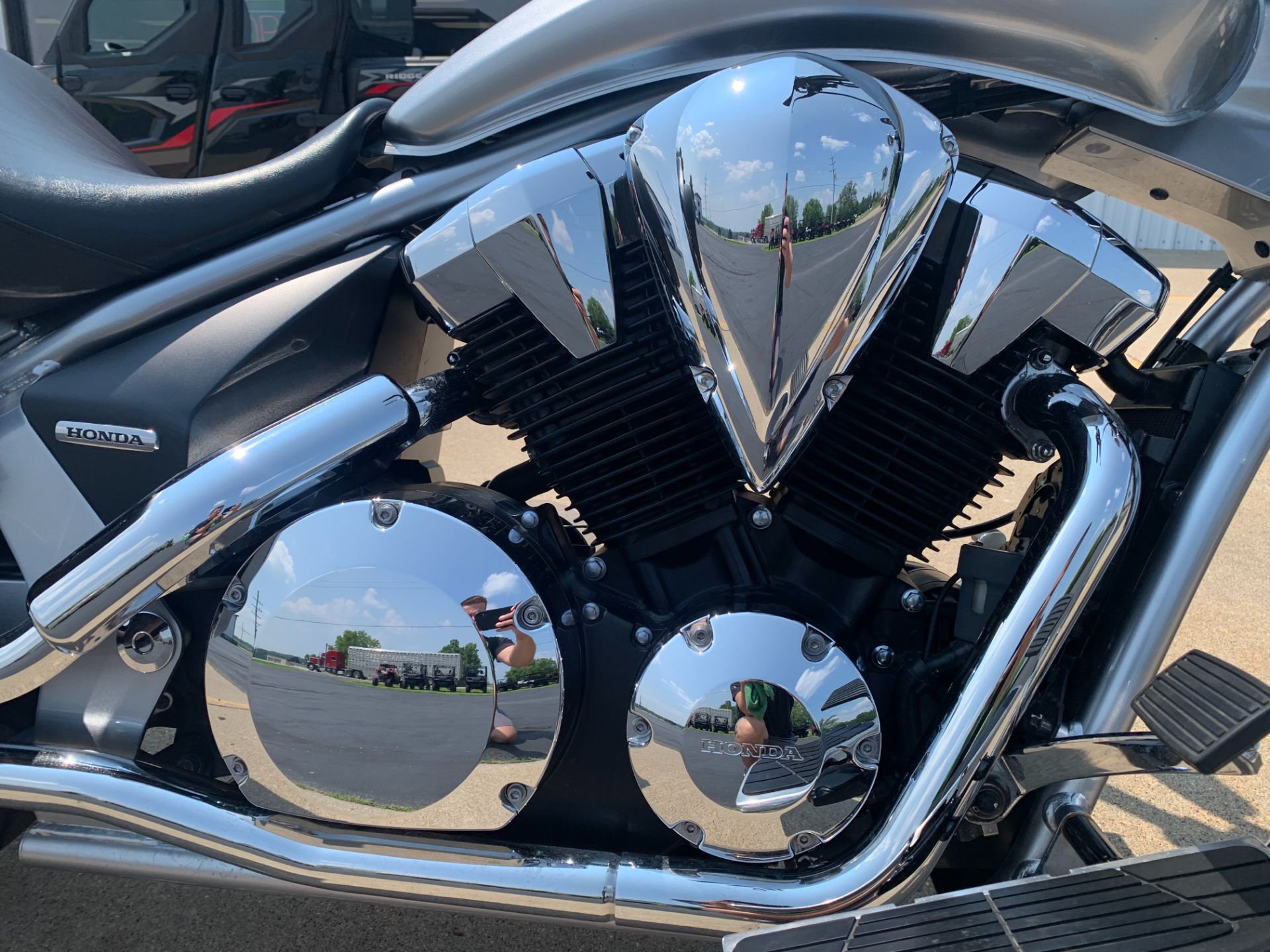 2013 Honda VT1300CT INTERSTATE in Freeport, Illinois - Photo 17