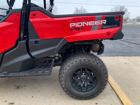 2022 Honda PIONEER 1000-3 DELUXE in Freeport, Illinois - Photo 8