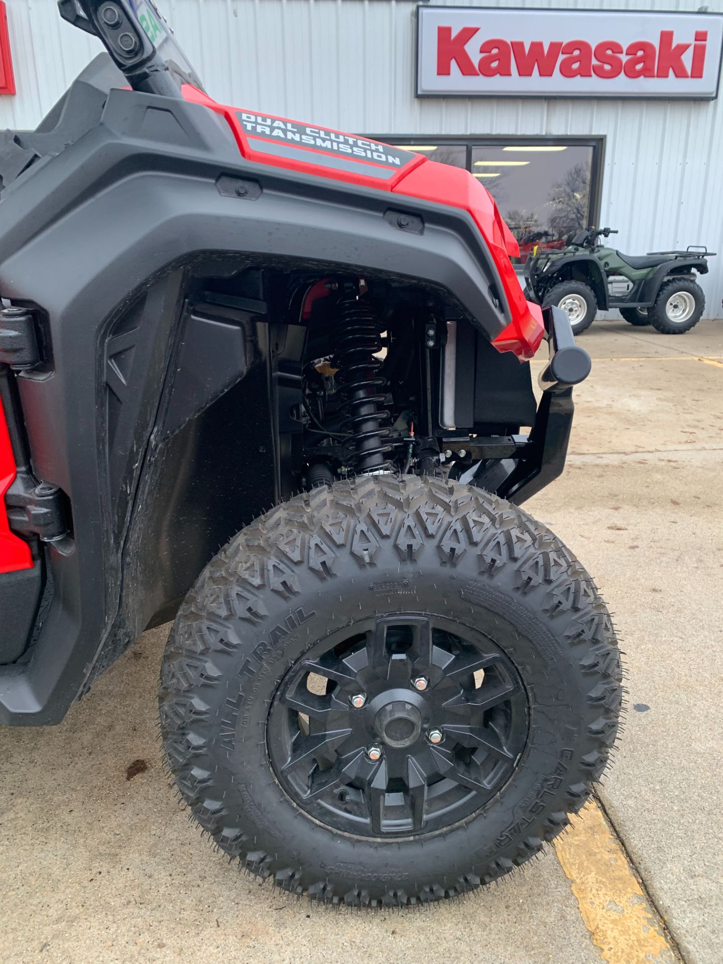 2022 Honda PIONEER 1000-3 DELUXE in Freeport, Illinois - Photo 10