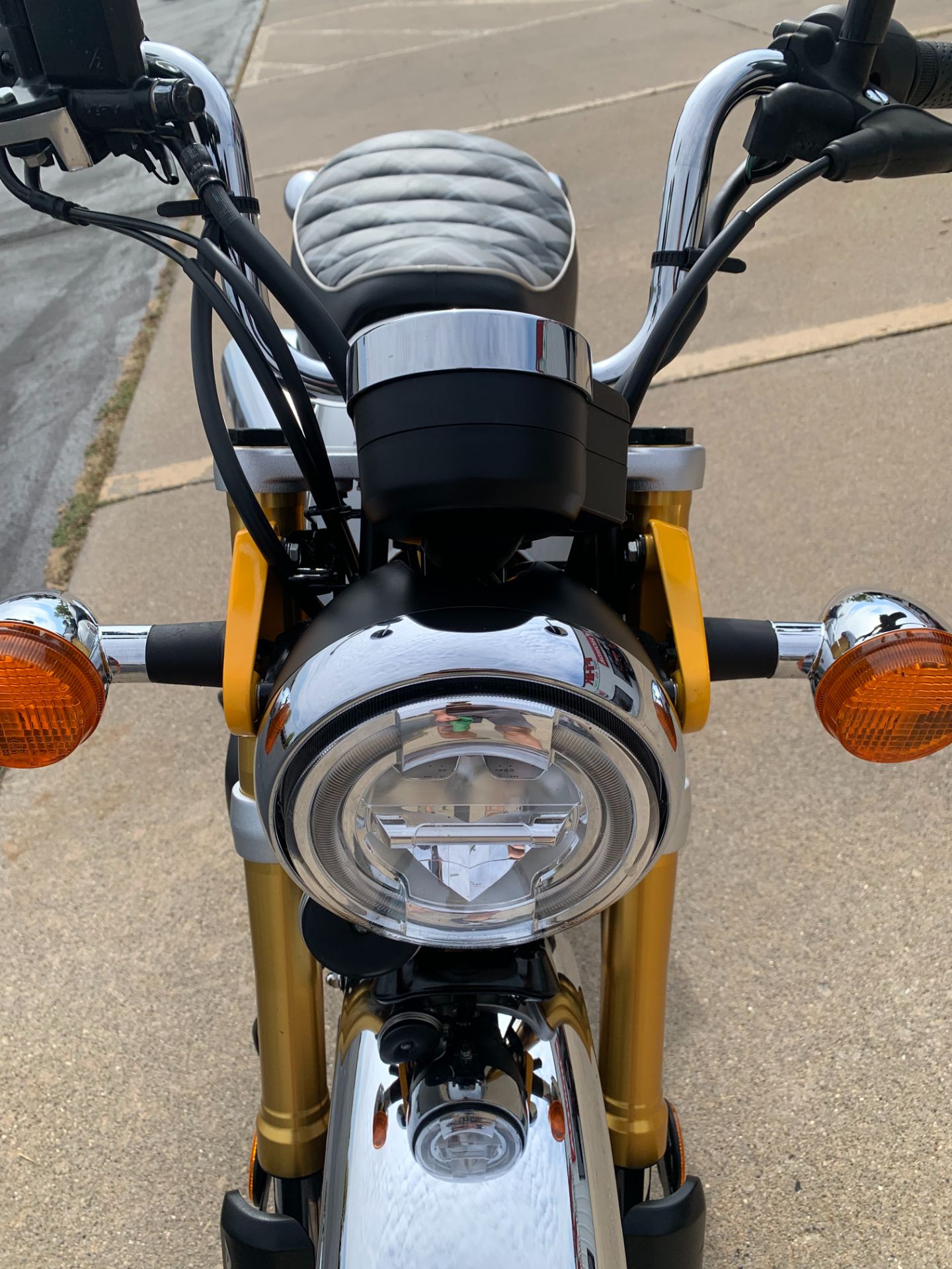 2023 Honda Monkey ABS in Freeport, Illinois - Photo 6