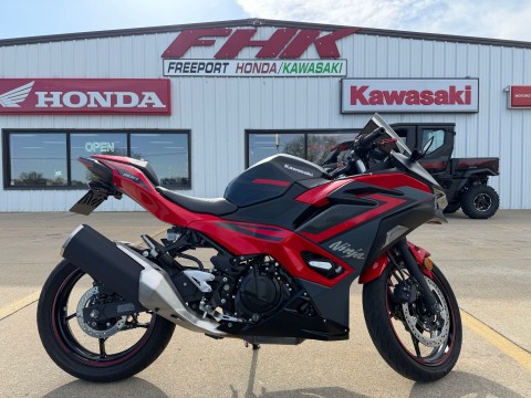 2025 Kawasaki NINJA 500 SE ABS in Freeport, Illinois