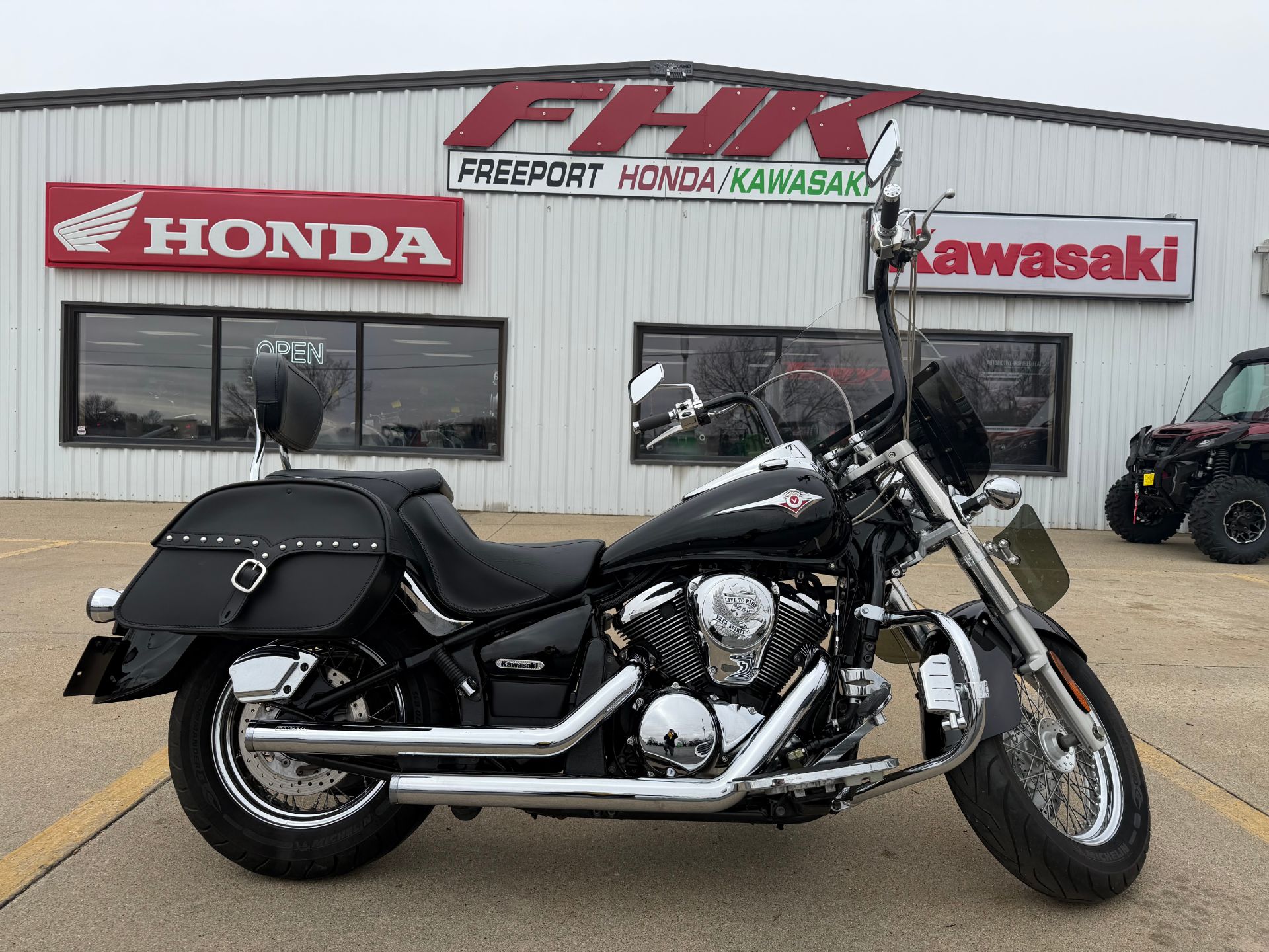 2006 Kawasaki VULCAN 900 CLASSIC in Freeport, Illinois - Photo 1